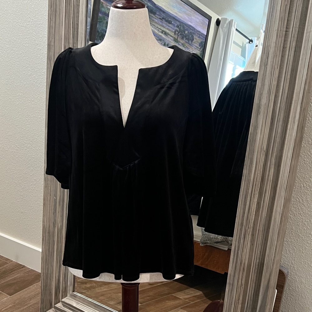 Pomander Place Black Blouse